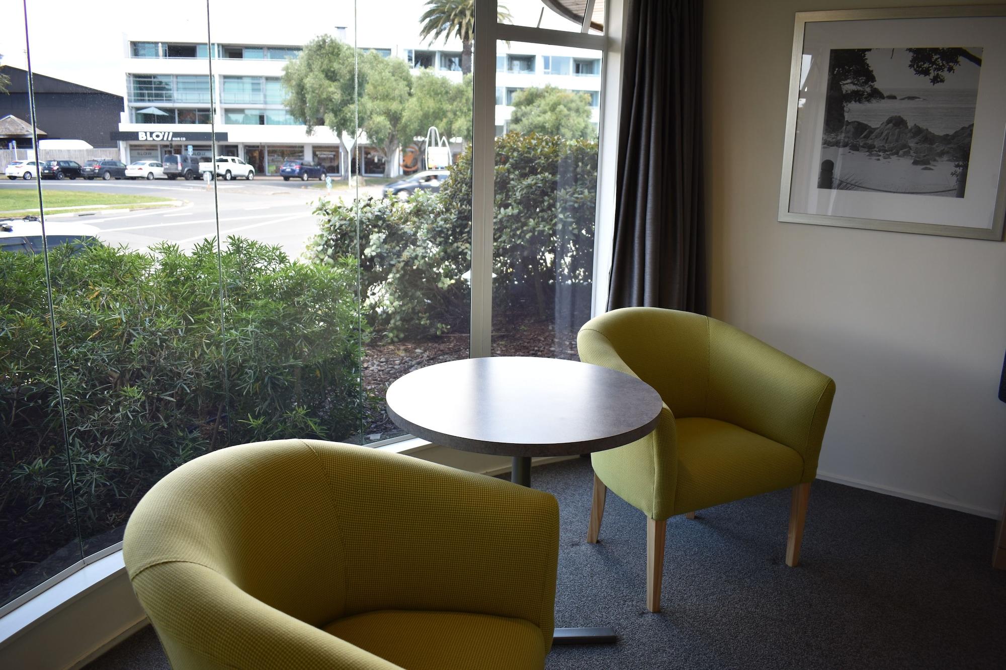 Baywatch Motor Inn Mount Maunganui Exterior photo