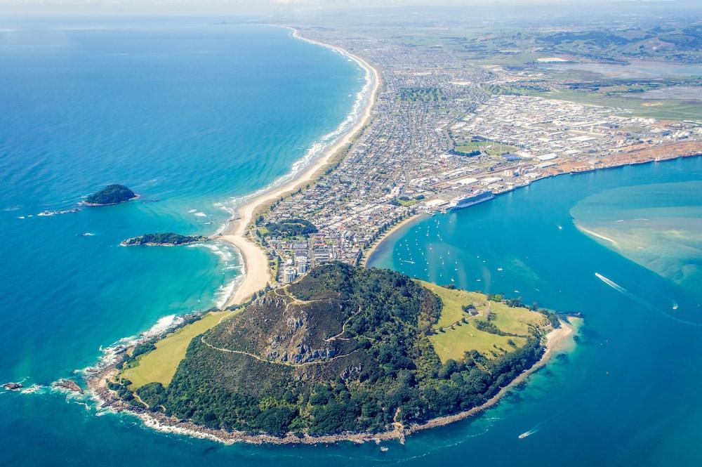 Baywatch Motor Inn Mount Maunganui Exterior photo
